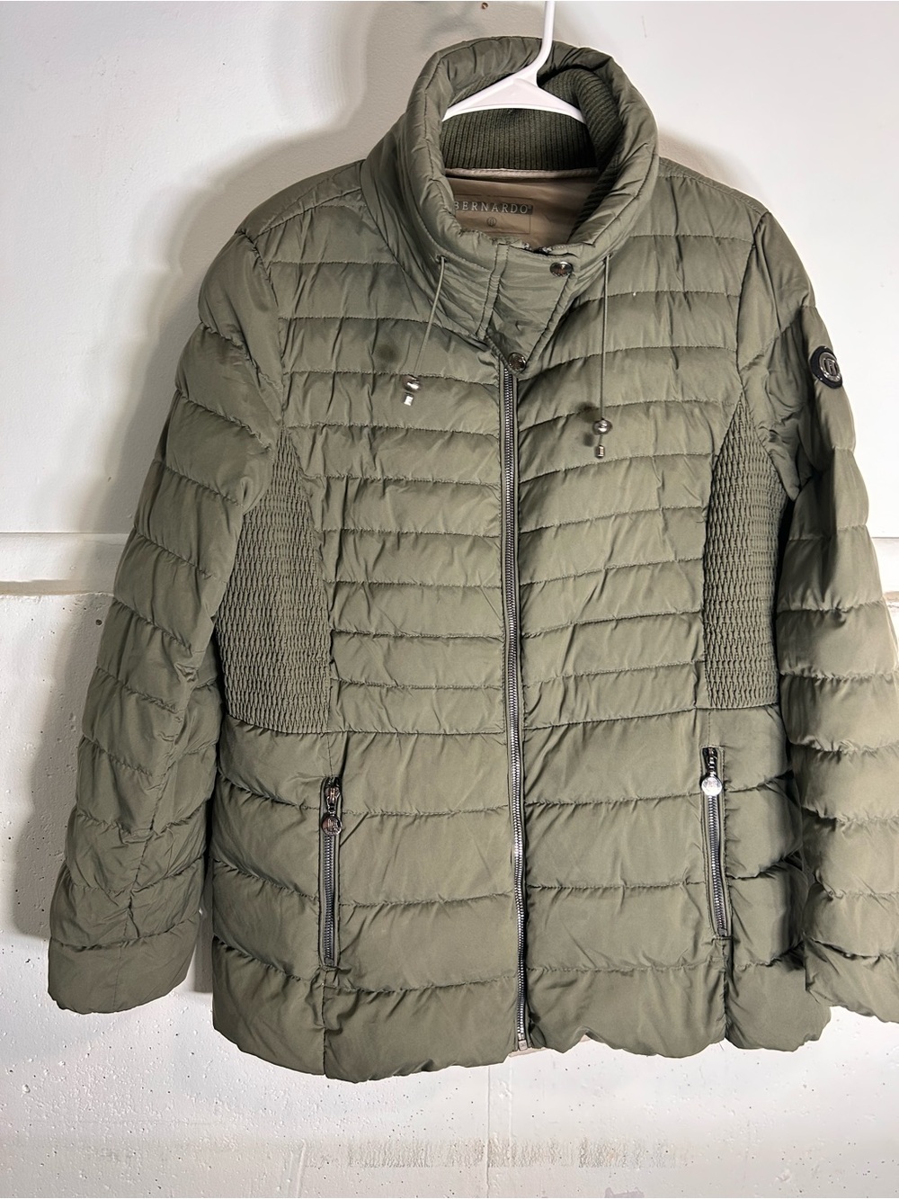 Bernardo Women's Full Zipper Hooded Packable Puffer Olive Green Jacket